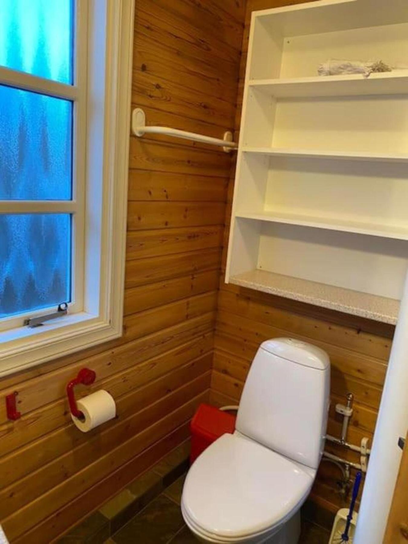 Cozy 2 Bedroom Cottage With Hot Tub 아퀴레이리 외부 사진
