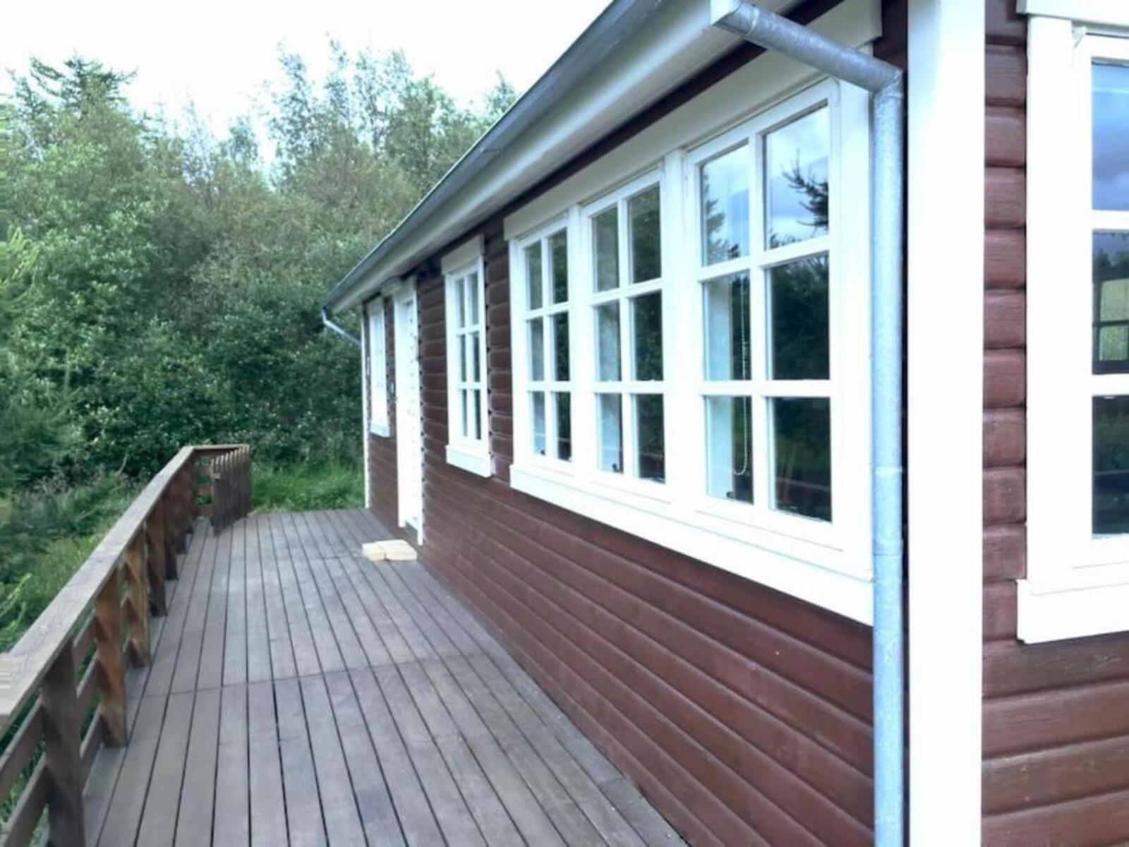 Cozy 2 Bedroom Cottage With Hot Tub 아퀴레이리 외부 사진