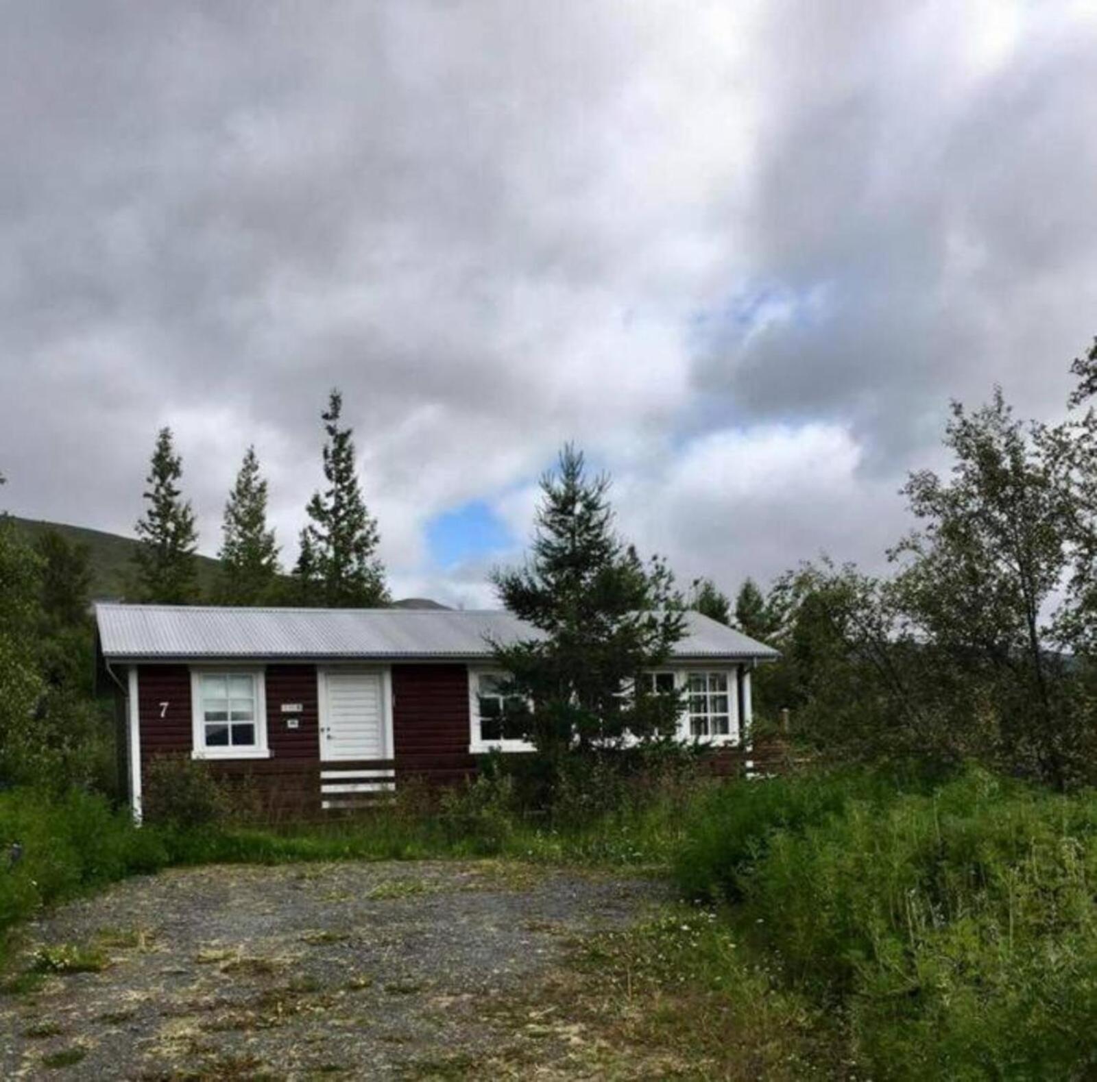 Cozy 2 Bedroom Cottage With Hot Tub 아퀴레이리 외부 사진