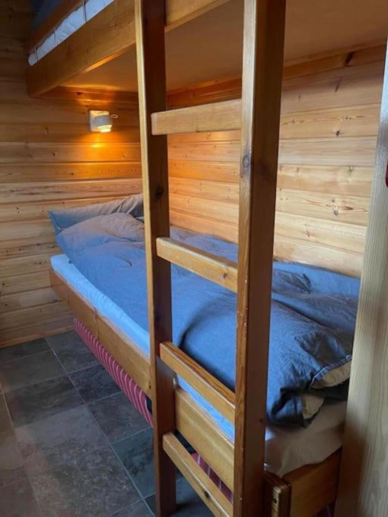 Cozy 2 Bedroom Cottage With Hot Tub 아퀴레이리 외부 사진
